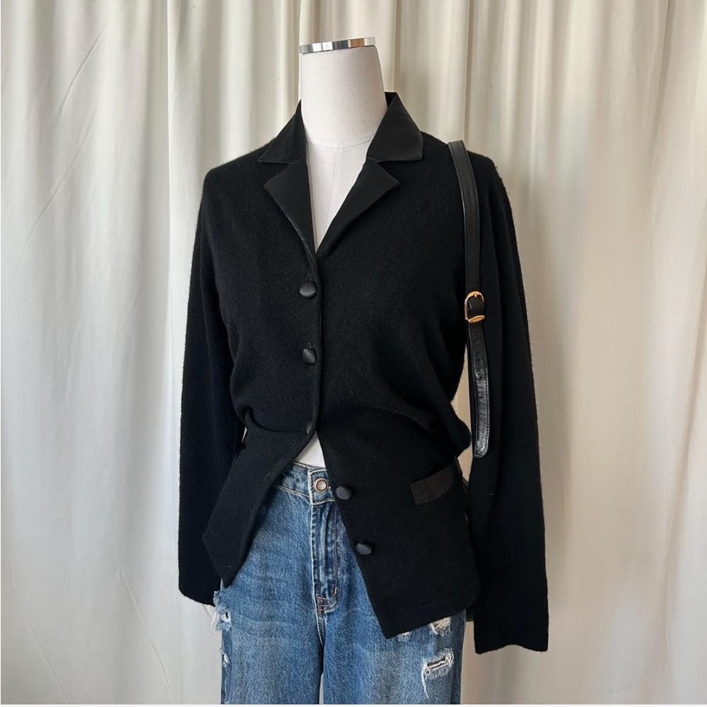 Vintage Outlander Wool button-up Cardigan sweater black Large.